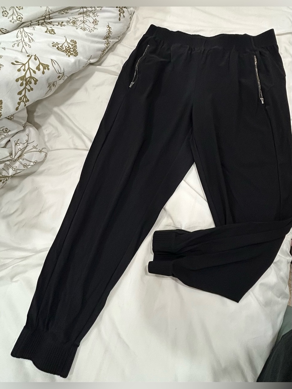 Athleta Cosmic Jogger Black Size L Athleisure Pants Zip Pocket Stretch